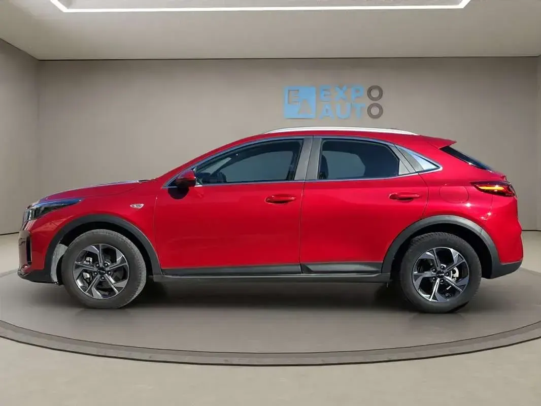 Usado Kia XCeed 120 CV (88 kW) 2024 Rojo SUV