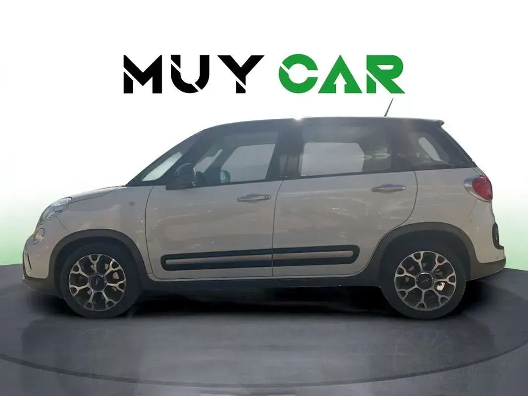 Usado Fiat 500L Lounge 120 CV (88 kW) 2017 Blanco Monovolumen