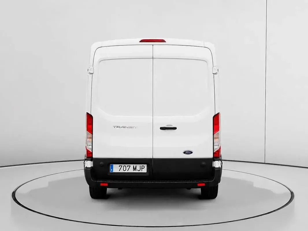 Usado Ford Transit Trend 131 CV (96 kW) 2023 Blanco Van