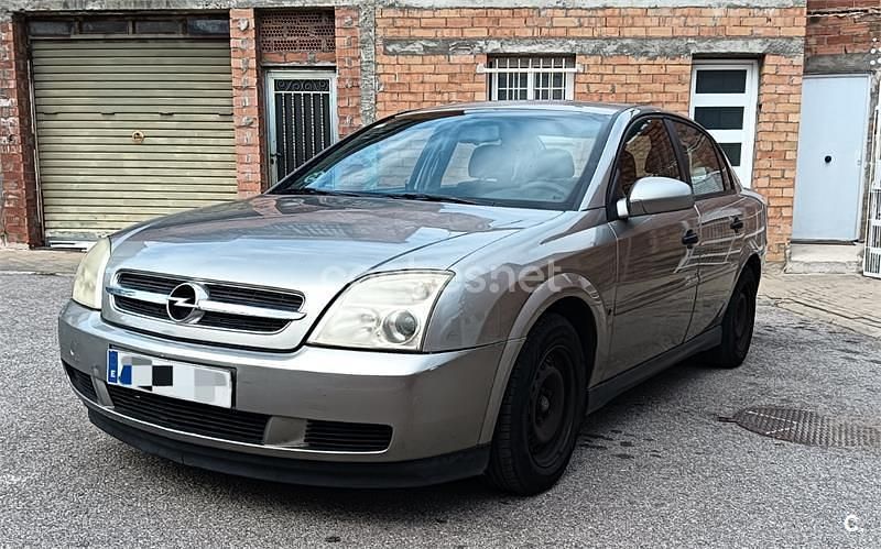Gris / plata Usado 2003 Opel Vectra Elegance Berlina | 1500 € (Buen precio) - Imagen 1/4