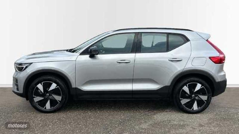 Usado Volvo XC40 Plus 185 kW (252 CV) 2023 Plateado SUV