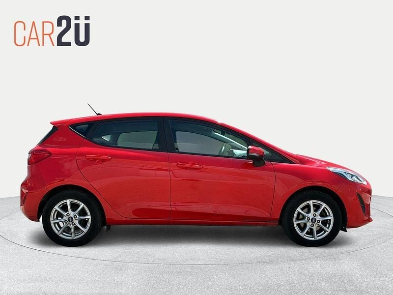 Usado Ford Fiesta Trend 74 CV (54 kW) 2021 Rojo Utilitario