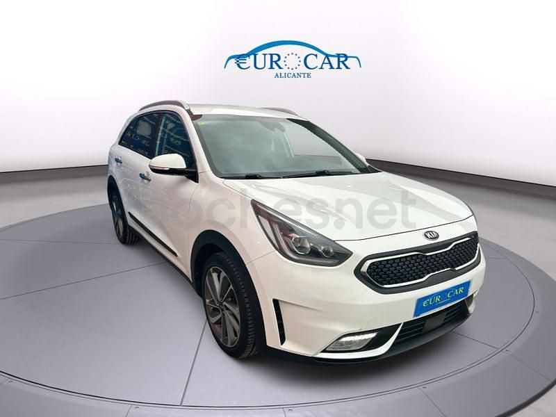 Usado Kia Niro 141 CV (103 kW) 2018 Blanco SUV