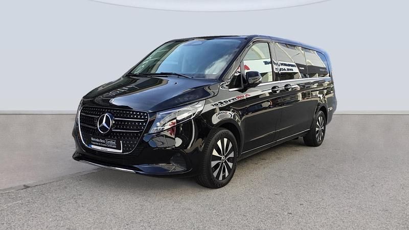 Negro Usado 2025 Mercedes V250 Avantgarde Monovolumen | 74.975 € - Imagen 1/4