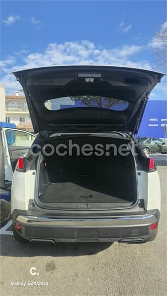 Usado Peugeot 3008 Allure 130 HP (95 kW) 2021 Branco SUV