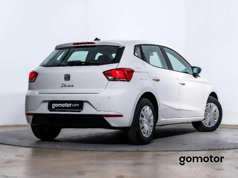 Usado Seat Ibiza Reference 95 CV (69 kW) 2024 Blanco Utilitario
