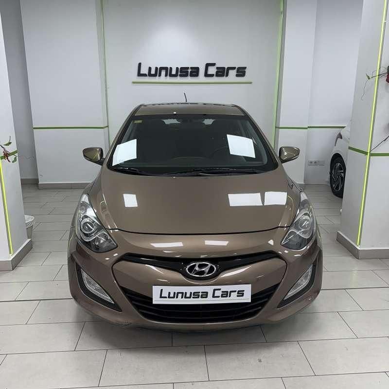 Usado Hyundai i30 GLS 128 CV (94 kW) 2013 Utilitario
