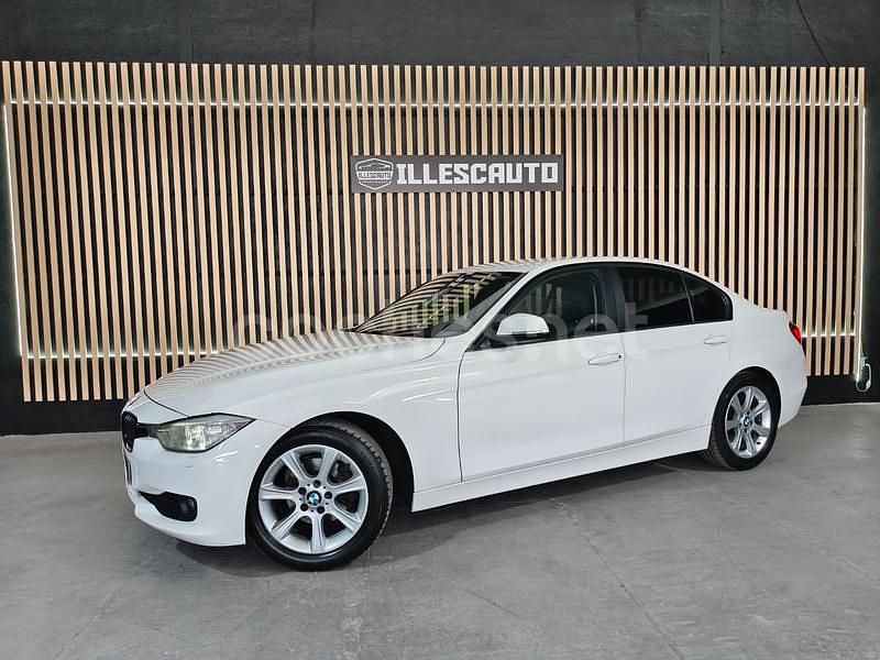 Blanco Usado 2013 BMW 318 Berlina | 10.690 € (Precio justo) - Imagen 1/4
