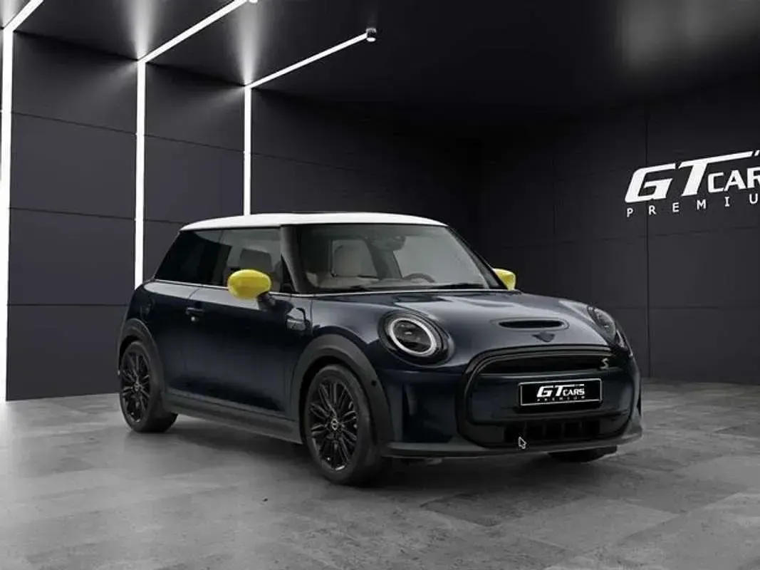 Usado Mini Cooper SE 135 kW (184 CV) 2022 Azul Utilitario