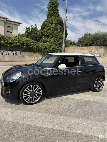 Usado Mini Cooper D 116 CV (85 kW) 2017 Negro Utilitario