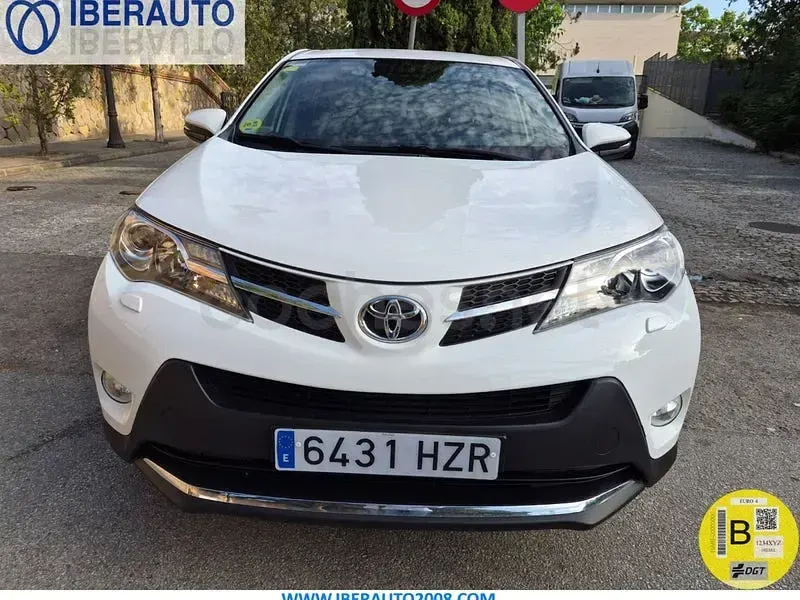 Usado Toyota RAV4 Advance 124 CV (91 kW) 2014 Blanco SUV