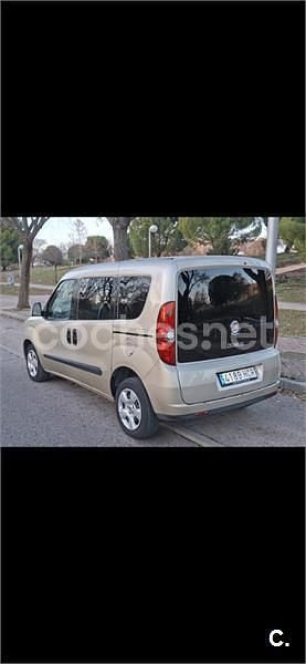 Beige Usado 2011 Fiat Doblò Dynamic Monovolumen | 5999 € (Buen precio) - Imagen 1/4