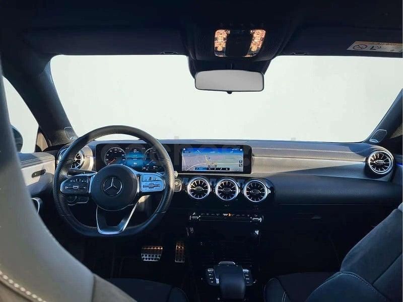 Usado Mercedes CLA250e 218 CV (160 kW) 2022 Gris / plata Berlina