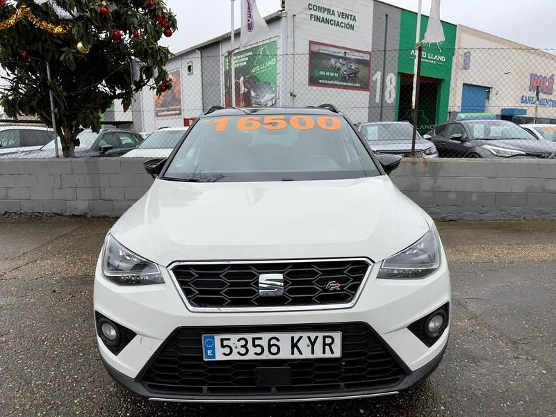 Usado Seat Arona FR 116 CV (85 kW) 2019 Blanco SUV