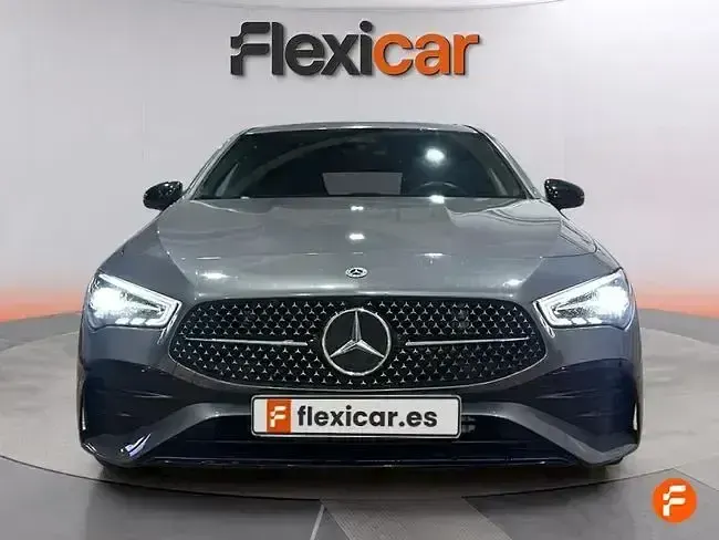 Käytetty Mercedes CLA200 Shooting Brake 150 HP (110 kW) 2024 Harmaa Farmari