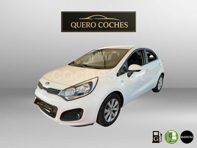 Blanco Usado 2012 Kia Rio Berlina | 8990 € (Caro) - Imagen 1/4