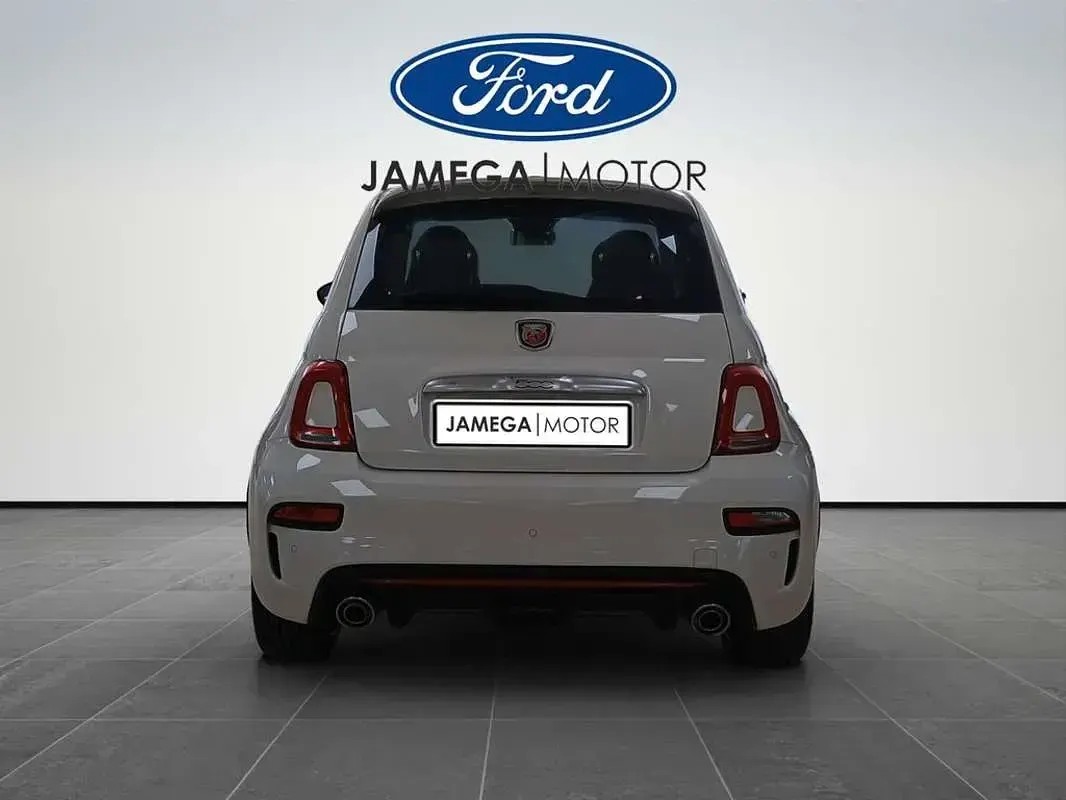 Usado Abarth 595 144 CV (105 kW) 2020 Blanco Utilitario