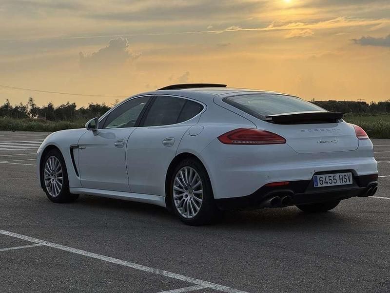 Usado Porsche Panamera S E-Hybrid 416 CV (305 kW) 2013 Blanco Berlina