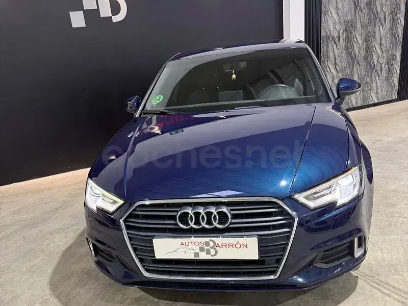 Usado Audi A3 Sport 116 CV (85 kW) 2017 Azul Berlina