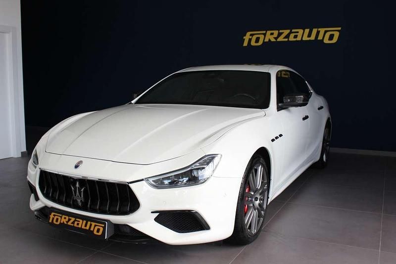Blanco Usado 2018 Maserati Ghibli Coupe | 49.990 € (Caro) - Imagen 1/4