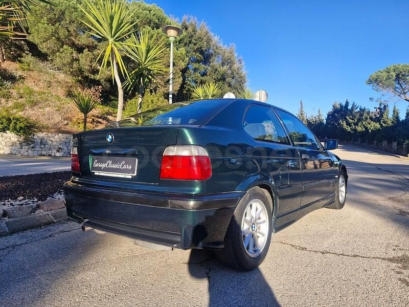 Usado BMW 316 Sport Line 105 CV (77 kW) 1999 Verde Berlina