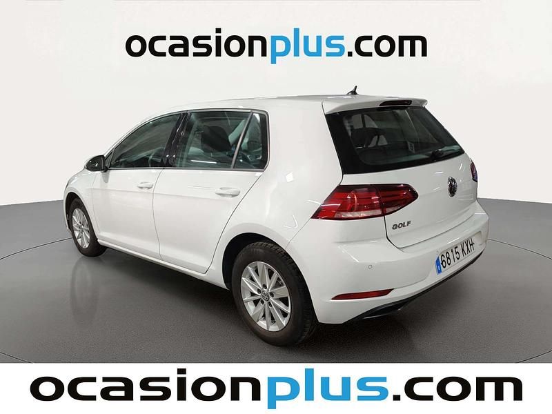 Usado VW Golf VII 115 CV (84 kW) 2019 Blanco