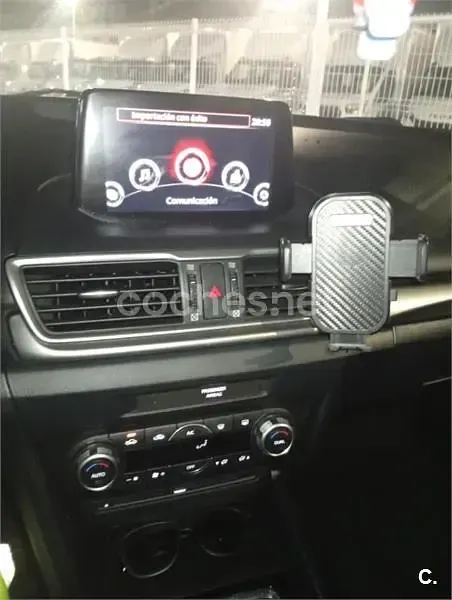 Usado Mazda 3 105 CV (77 kW) 2018 Blanco Berlina