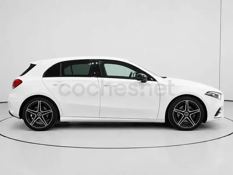 Usado Mercedes A200 163 CV (119 kW) 2018 Blanco Berlina