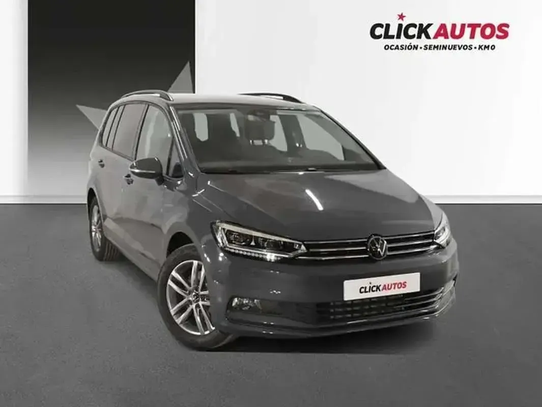 Usado VW Touran 150 CV (110 kW) 2025 Gris Monovolumen