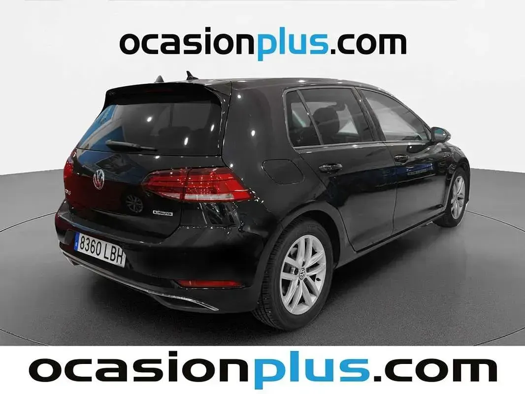 Usado VW Golf VII Advance 131 CV (96 kW) 2019 Negro Utilitario