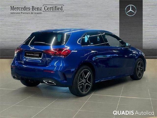 Usado Mercedes A250 218 CV (160 kW) 2025 Azul espectra