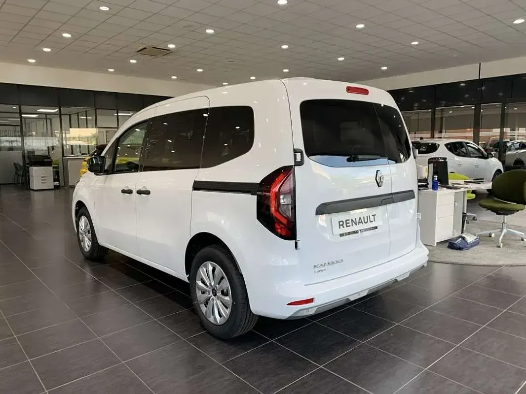 Nuevo Renault Kangoo 95 CV (69 kW) 2026 Blanco Monovolumen