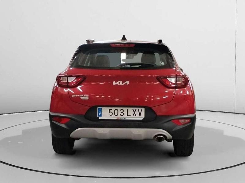 Usado Kia Stonic 121 CV (88 kW) 2021 Rojo SUV