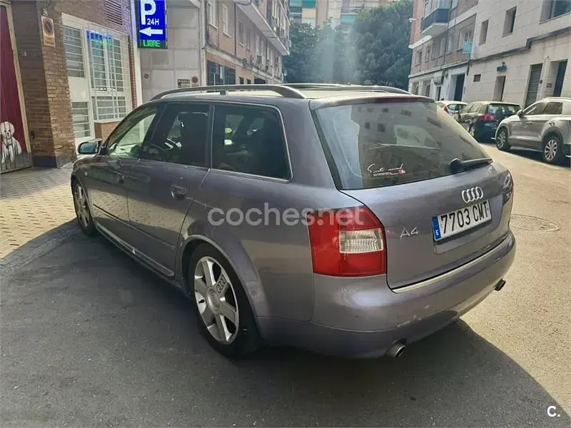 Usado Audi A4 S-Line 190 CV (139 kW) 2003 Gris / plata Familiar