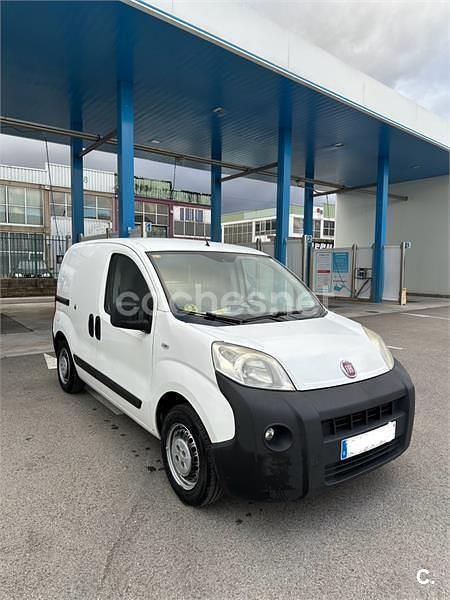 Blanco Usado 2015 Fiat Fiorino Van | 4500 € (Precio justo) - Imagen 1/4
