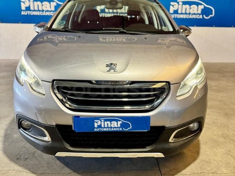 Usado Peugeot 2008 Allure 100 CV (73 kW) 2016 Gris / plata SUV