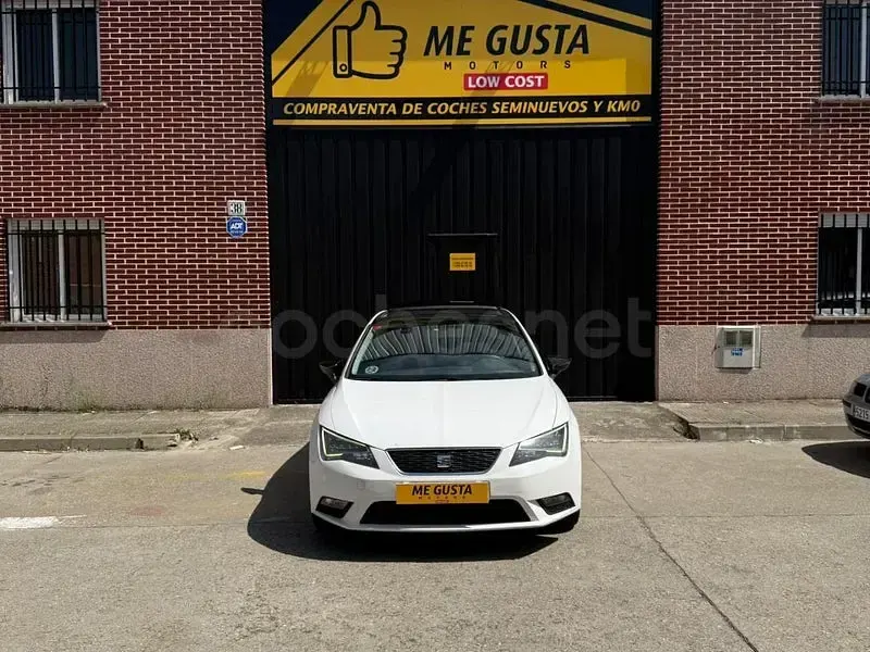 Usado Seat Leon Style 150 CV (110 kW) 2014 Blanco Berlina