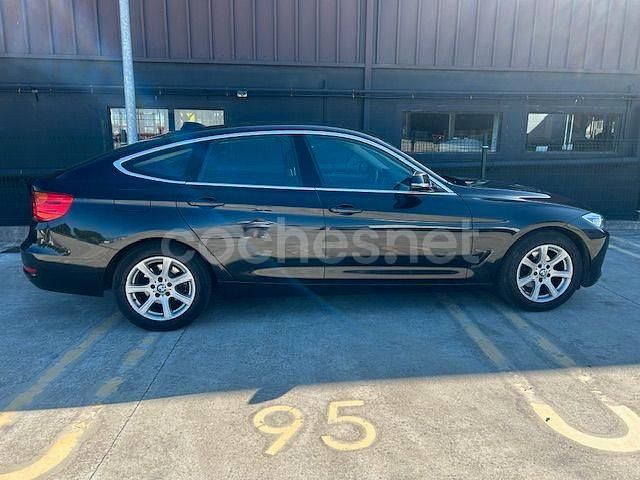 Negro Usado 2013 BMW 318 Gran Turismo Berlina | 11.900 € (Precio justo) - Imagen 1/4