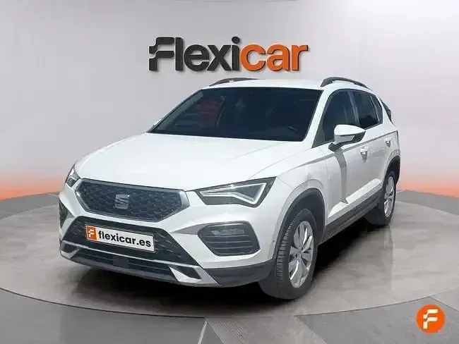 Usado Seat Ateca Style 150 CV (110 kW) 2022 Blanco SUV