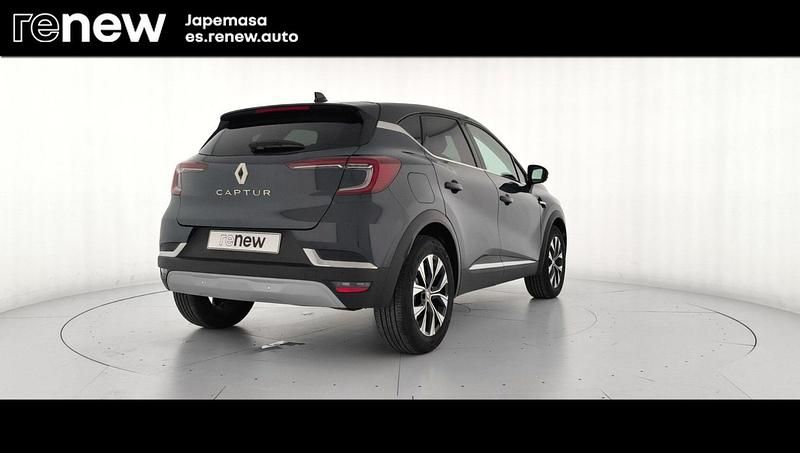 Usado Renault Captur Techno 90 CV (66 kW) 2024 Azul volga con techo negro brillante SUV