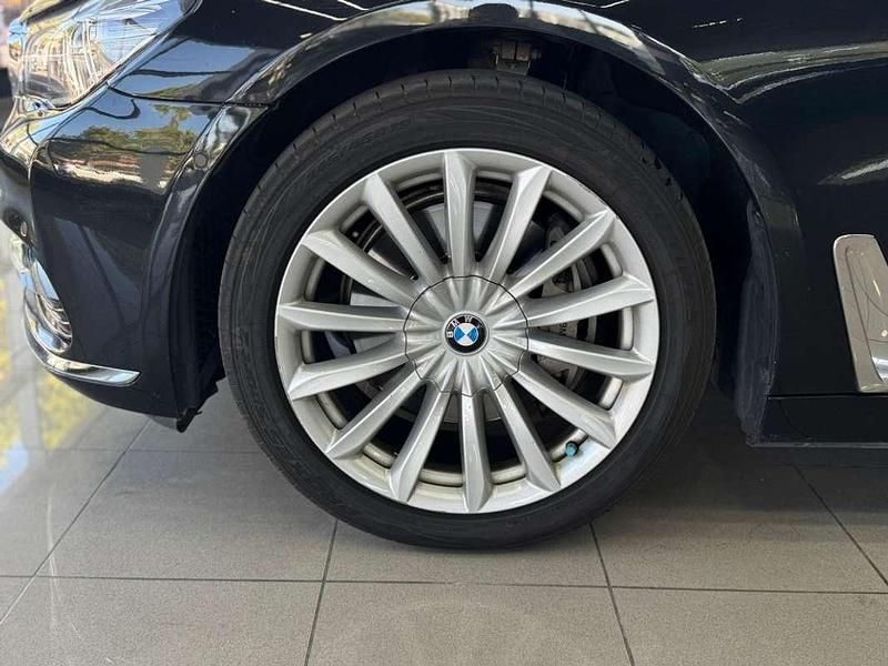 Usado BMW 730 Comfort Edition 265 CV (194 kW) 2018 Negro Berlina