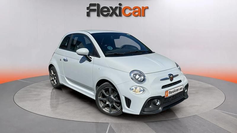 Usado Abarth 595 165 CV (121 kW) 2022 Gris Utilitario