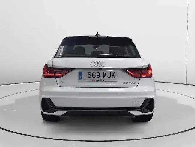 Usado Audi A1 110 CV (80 kW) 2023 Blanco SUV