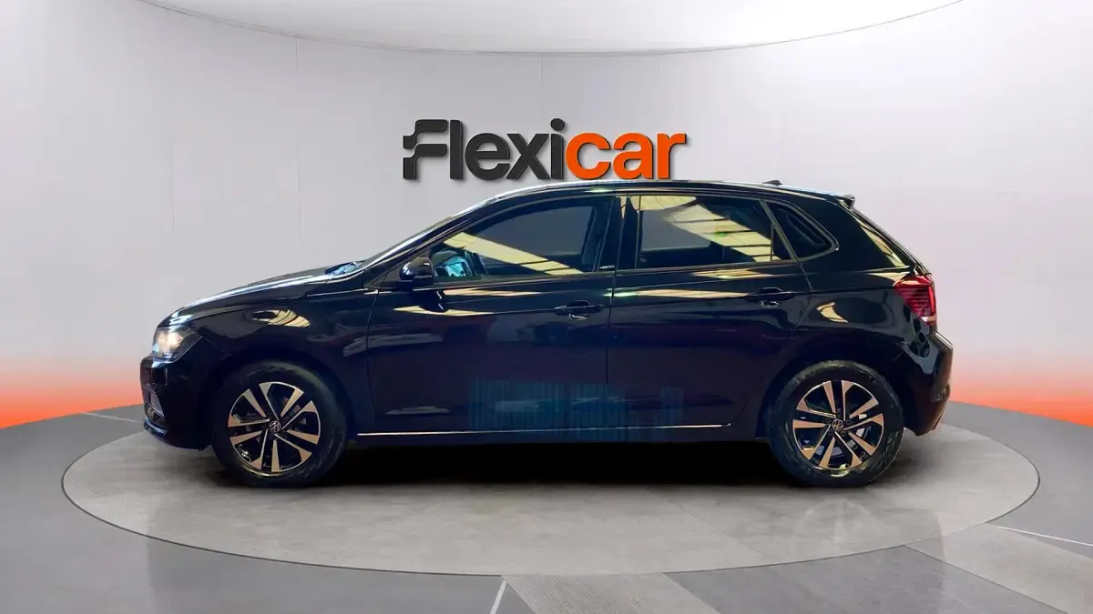 Usado VW Polo Advance 80 CV (58 kW) 2021 Negro Utilitario