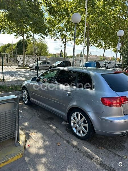 Usado Audi A3 Sportback Ambition 200 CV (147 kW) 2004 Gris / plata Utilitario