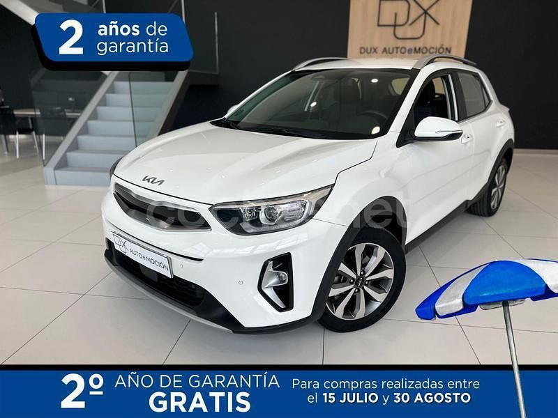 Blanco Usado 2021 Kia Stonic SUV | 20.900 € (Un poco caro) - Imagen 1/4