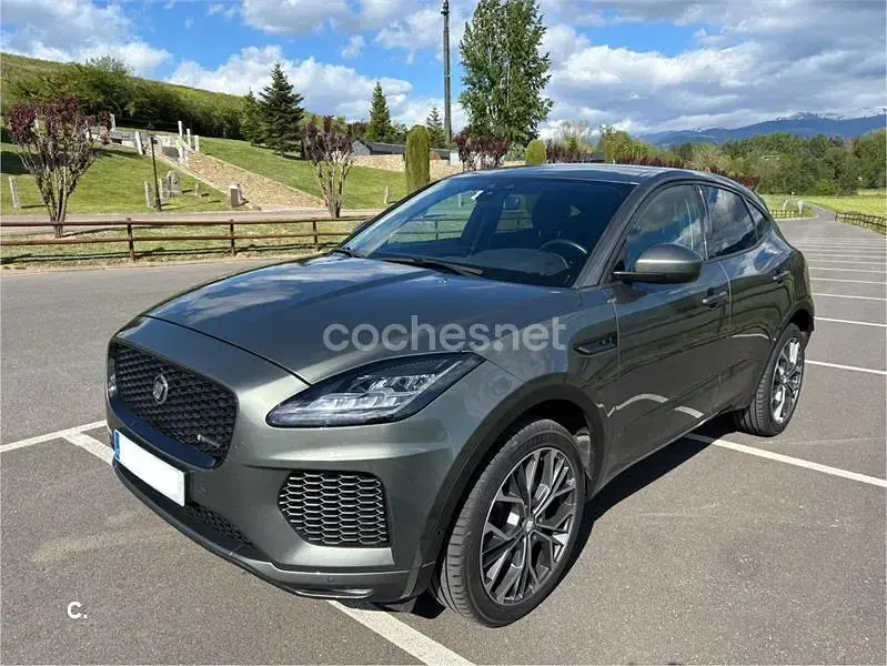 Usado Jaguar E-Pace R-Dynamic 249 CV (183 kW) 2018 Verde SUV