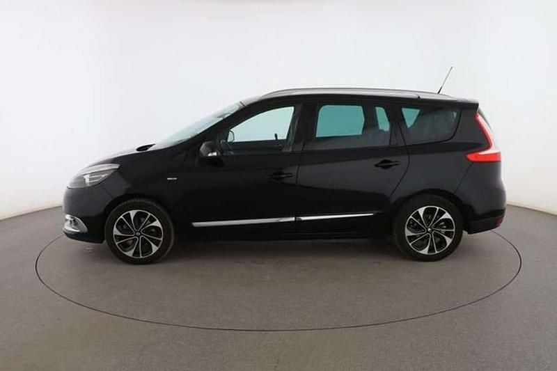 Usado Renault Scénic III Bose Edition 111 CV (81 kW) 2015 Negro Monovolumen