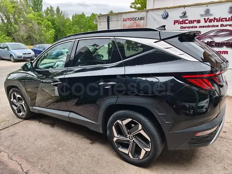 Usado Hyundai Tucson Style 230 CV (169 kW) 2021 Negro SUV
