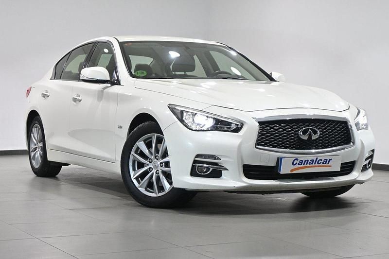 Usado Infiniti Q50 170 CV (125 kW) 2016 Blanco Berlina